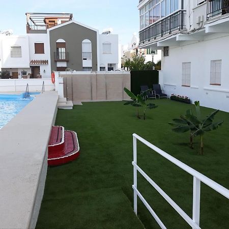 Apartamentos Tursol 内尔哈 外观 照片