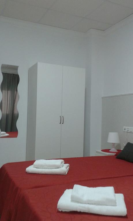 Apartamentos Tursol 内尔哈 外观 照片