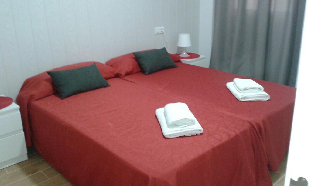 Apartamentos Tursol 内尔哈 外观 照片